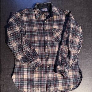 Pendleton Navy Blue, Cream, Red Plaid Casual Button-Down Shirt